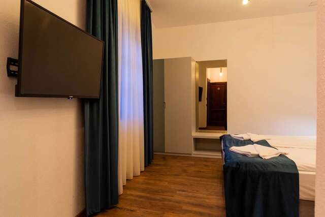 Отель CASA CHITIC - HOTEL & RESTAURANT- Str Nicolae Balcescu 13 Брашов-5